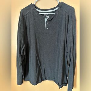 Men’s long sleeve Kenneth Cole